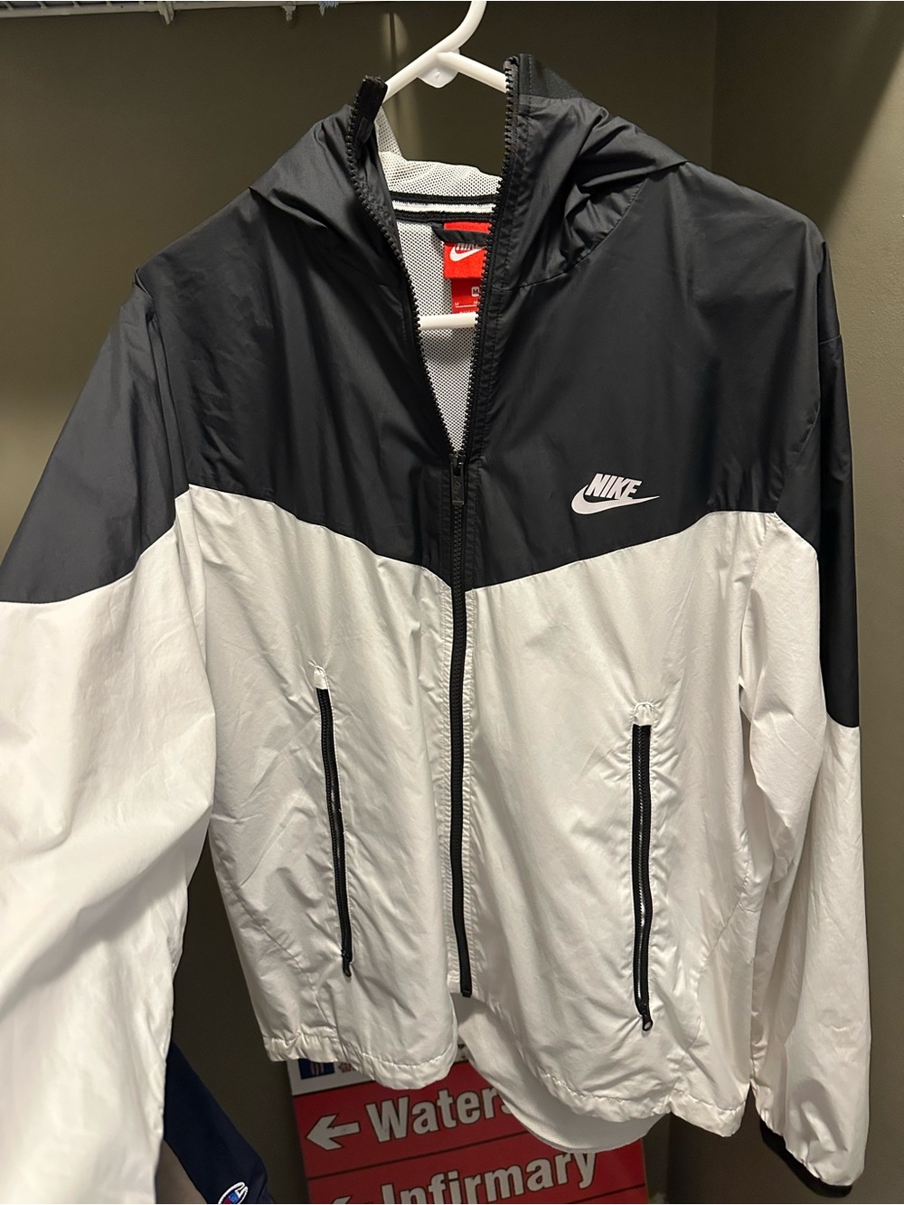 Nike Men’s Black and White Hooded Windbreaker Jacket